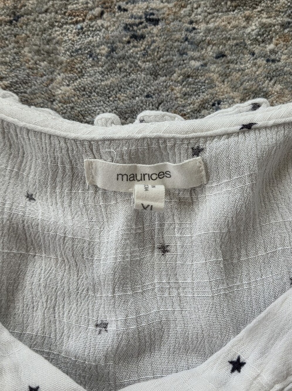 Maurices White And Star Blouse - Picture 2 of 2